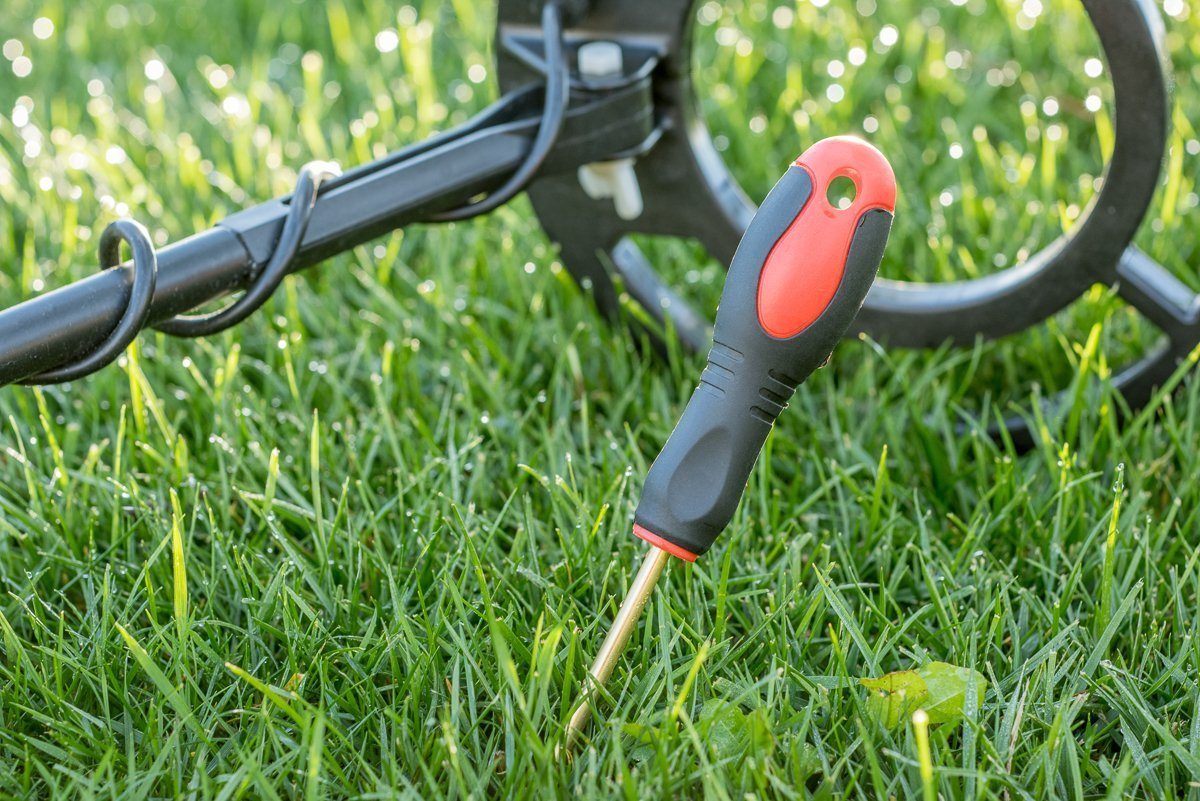 5 Items That Make Metal Detecting Easier and More Enjoyable (But Are Not Absolutely Necessary )