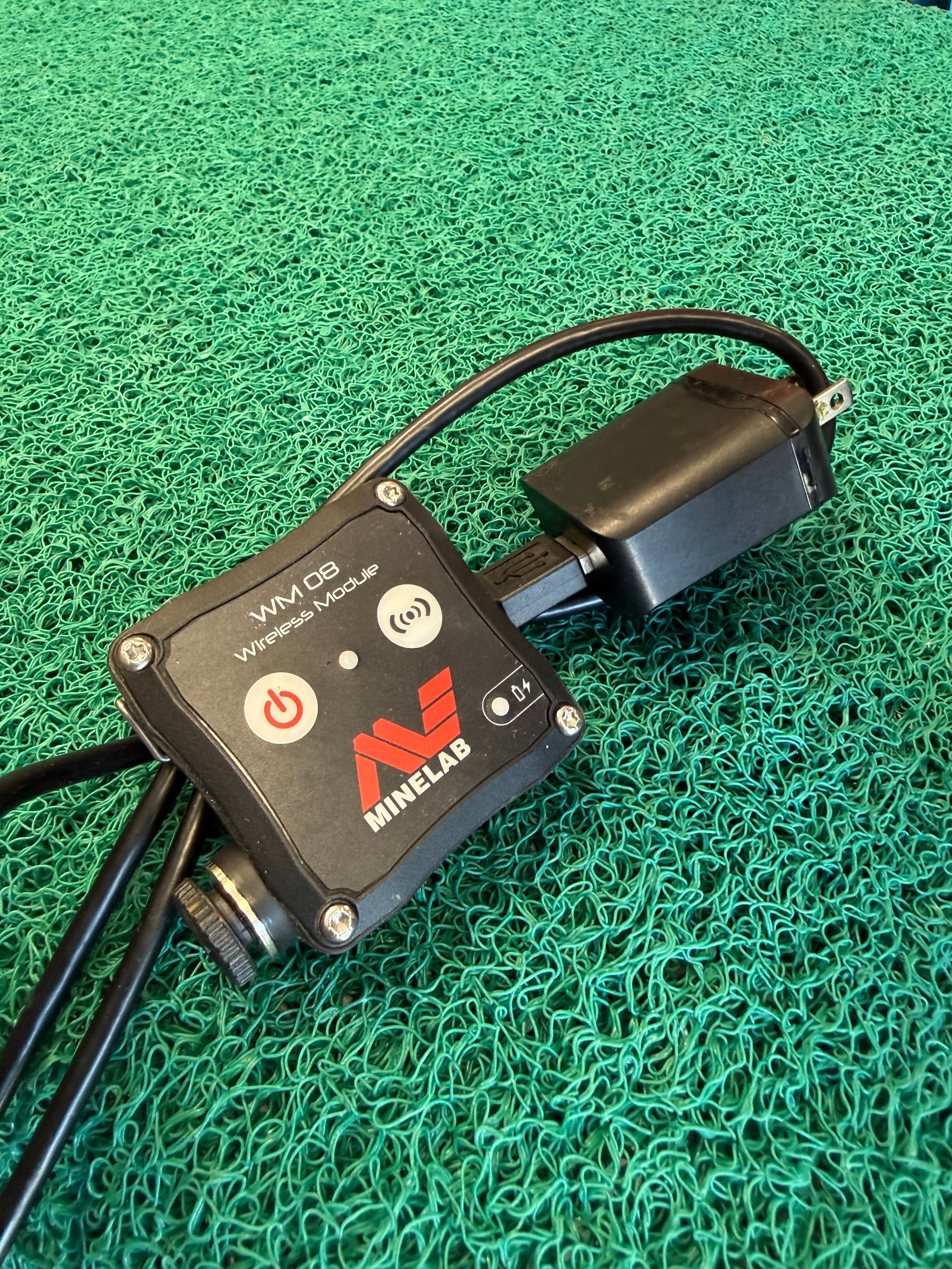 Used/Trade Minelab Equinox 800 Waterproof Metal Detector With Wireless Headphones