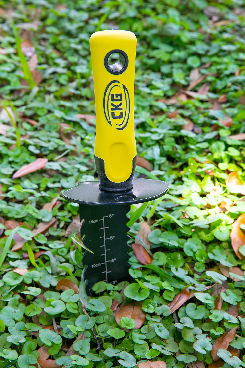 Metal Detecting Digging Tool With Yellow Handle