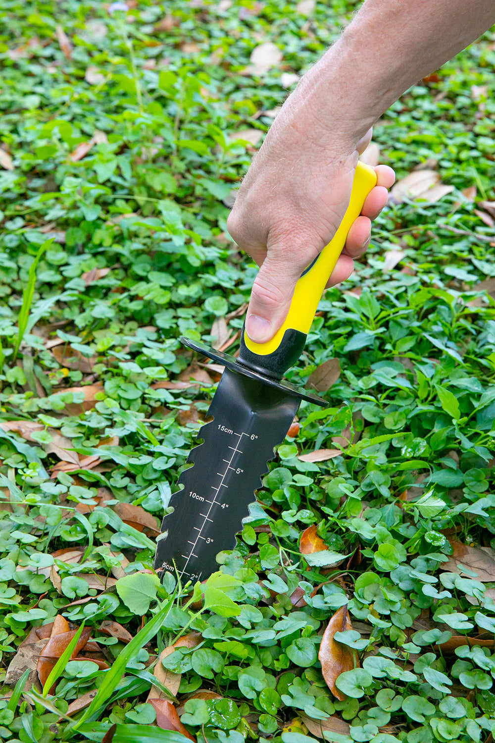 Metal Detecting Digging Tool With Yellow Handle