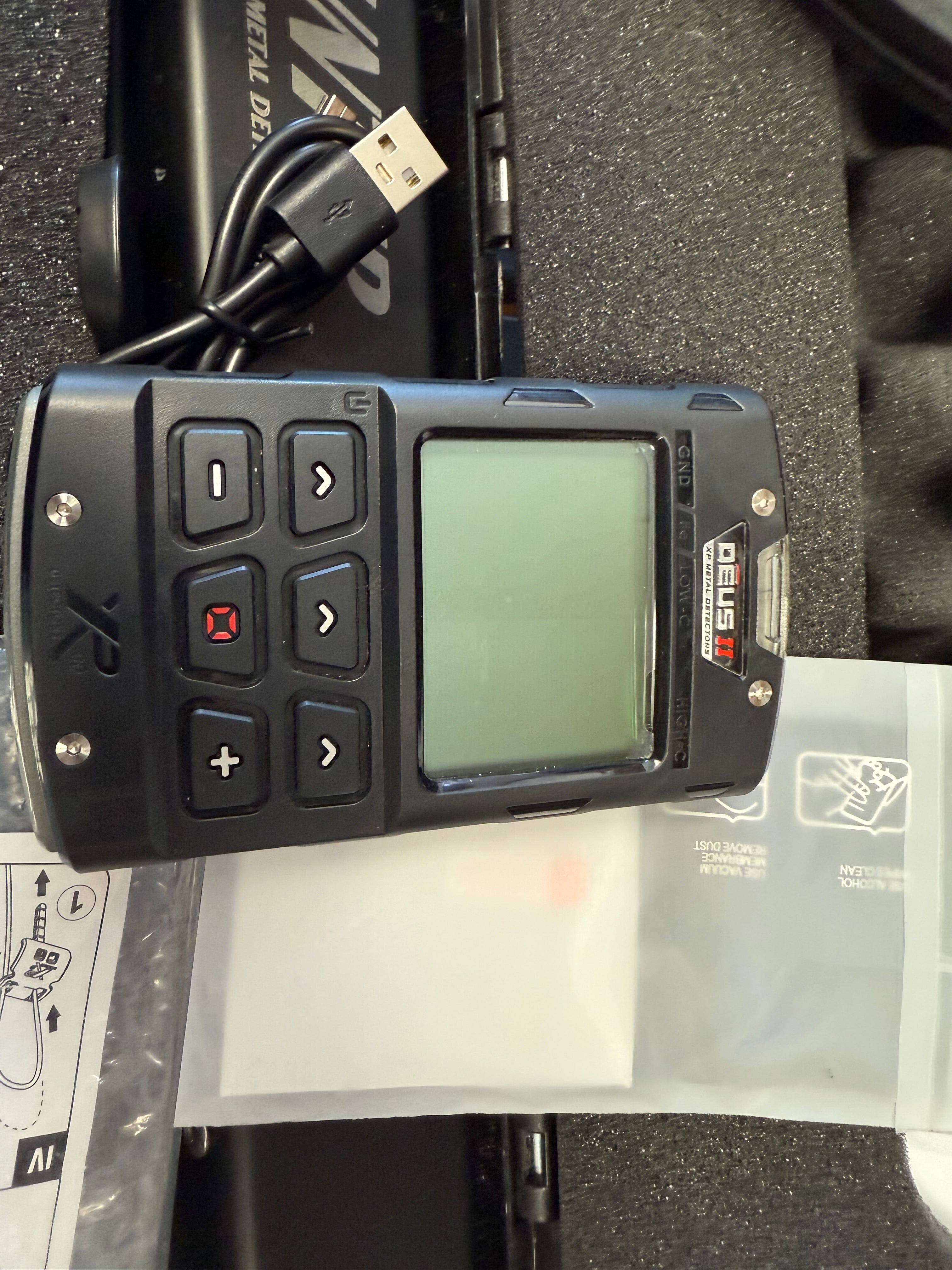 Returned XP Deus II XTREM HUNTER Bundle - with Deus II 11" Coil, WSA II-XL Headphones, XTREM HUNTER Coils