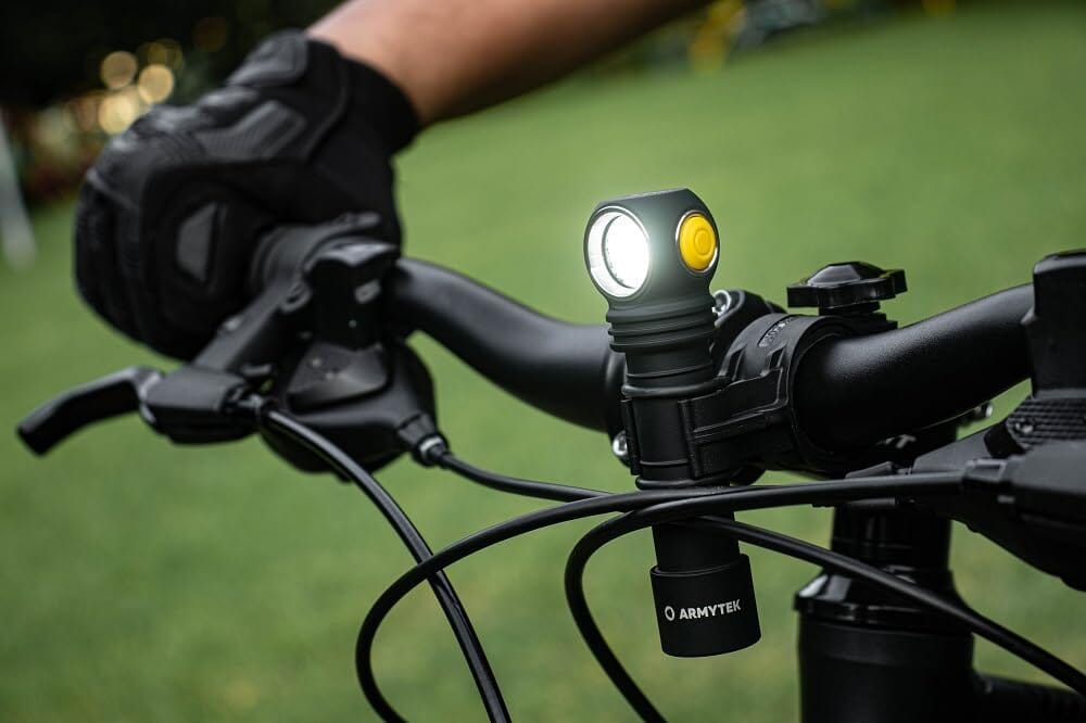 Armytek Wizard C2 Magnet USB Warm Rechargeable Headlamp