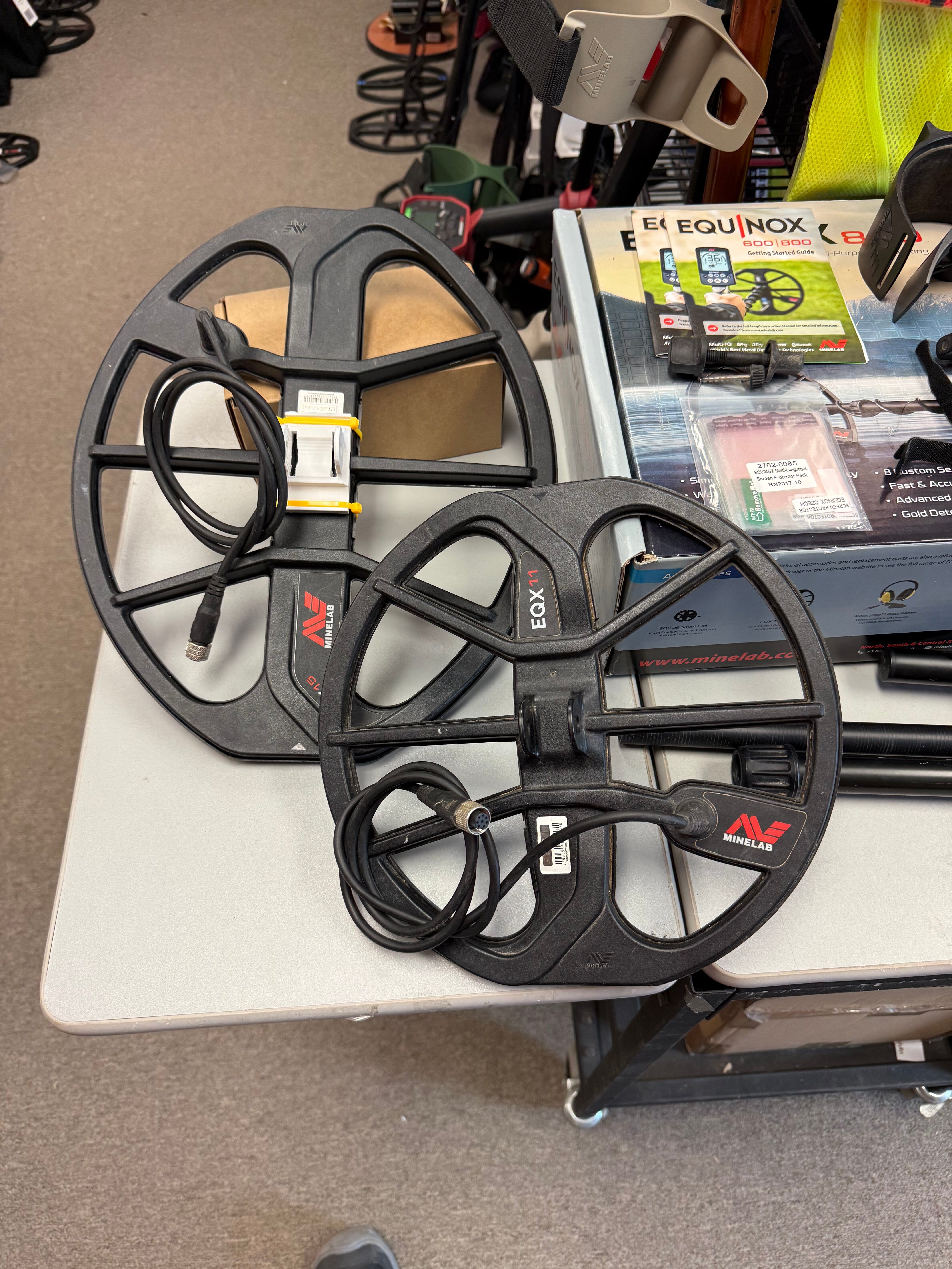 Used Minelab Equinox 800 Metal Detector – Includes 11" & 15" Coils (Repaired), No Warranty
