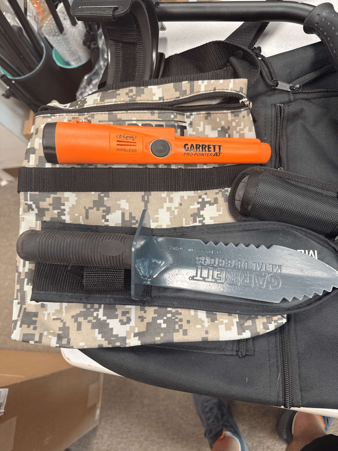 Used once Garrett AT Max Loaded Metal Detector Package with NEL Snake Coil & Z-Lynk Pro-Pointer
