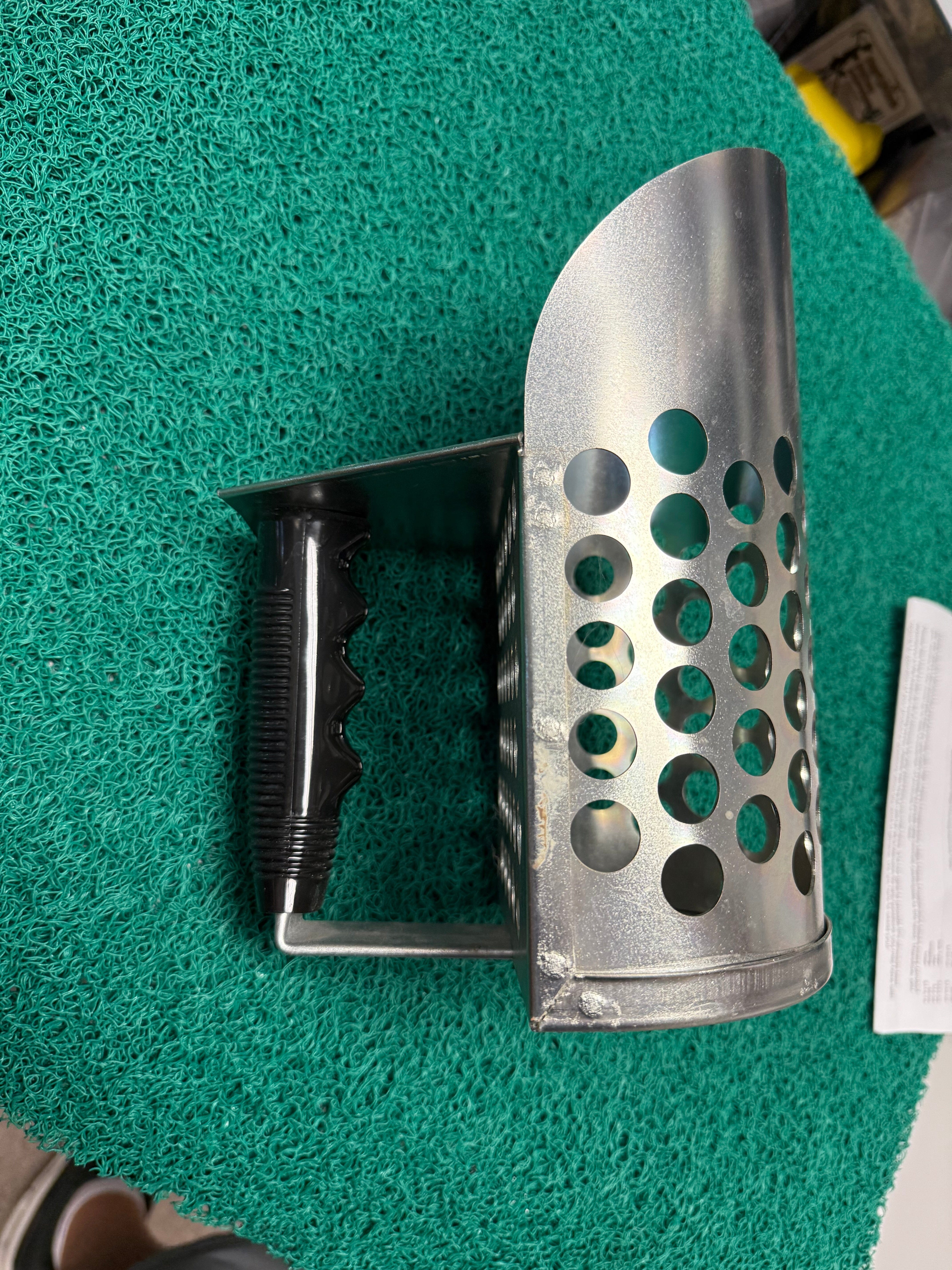 Quicksilver Metal Sand Scoop – Used (Hand Scoop Slightly Used Condition)