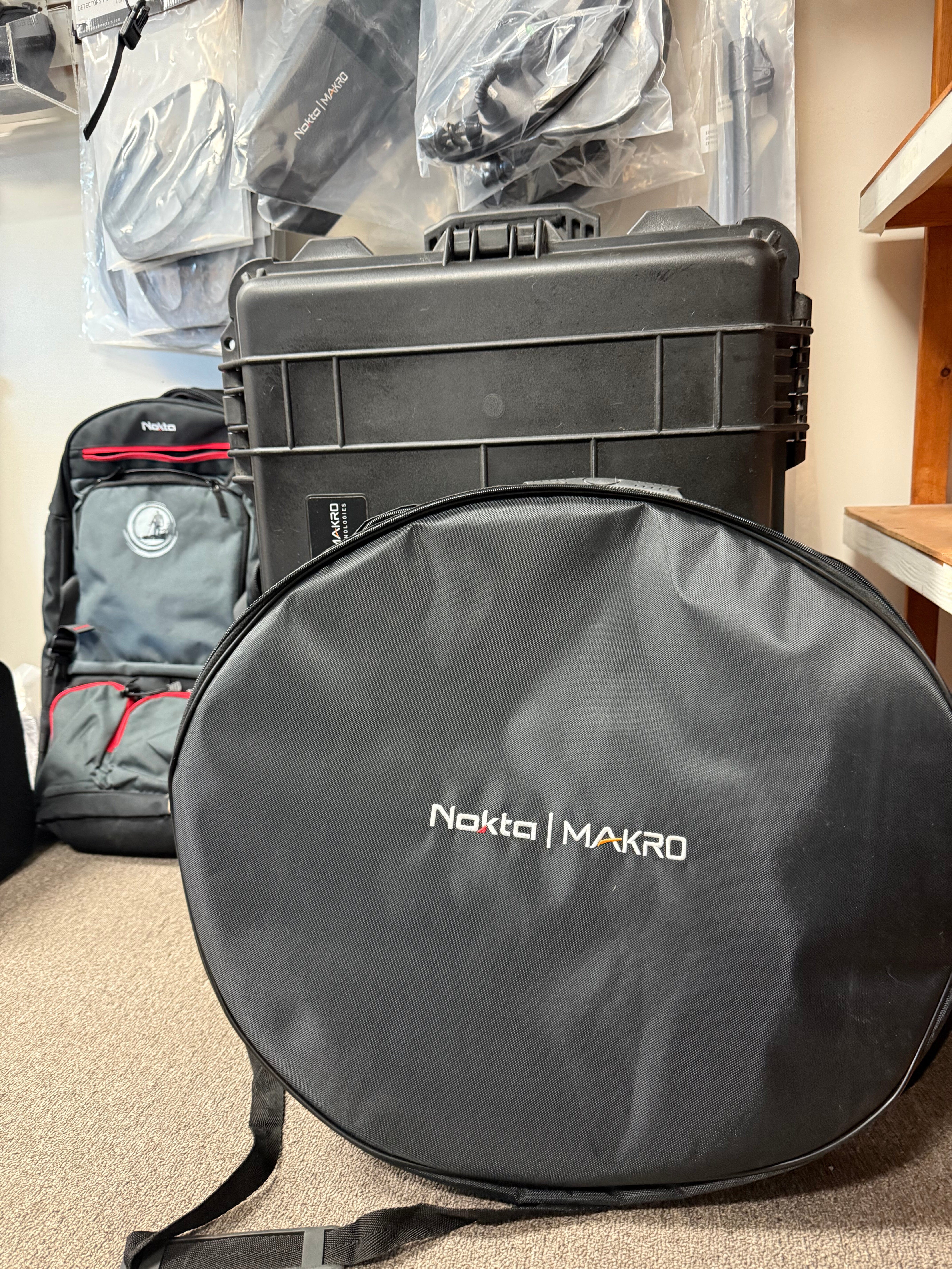 Invenio Pro Pack Smart Metal Detector and 3D Imaging System (shop demo)