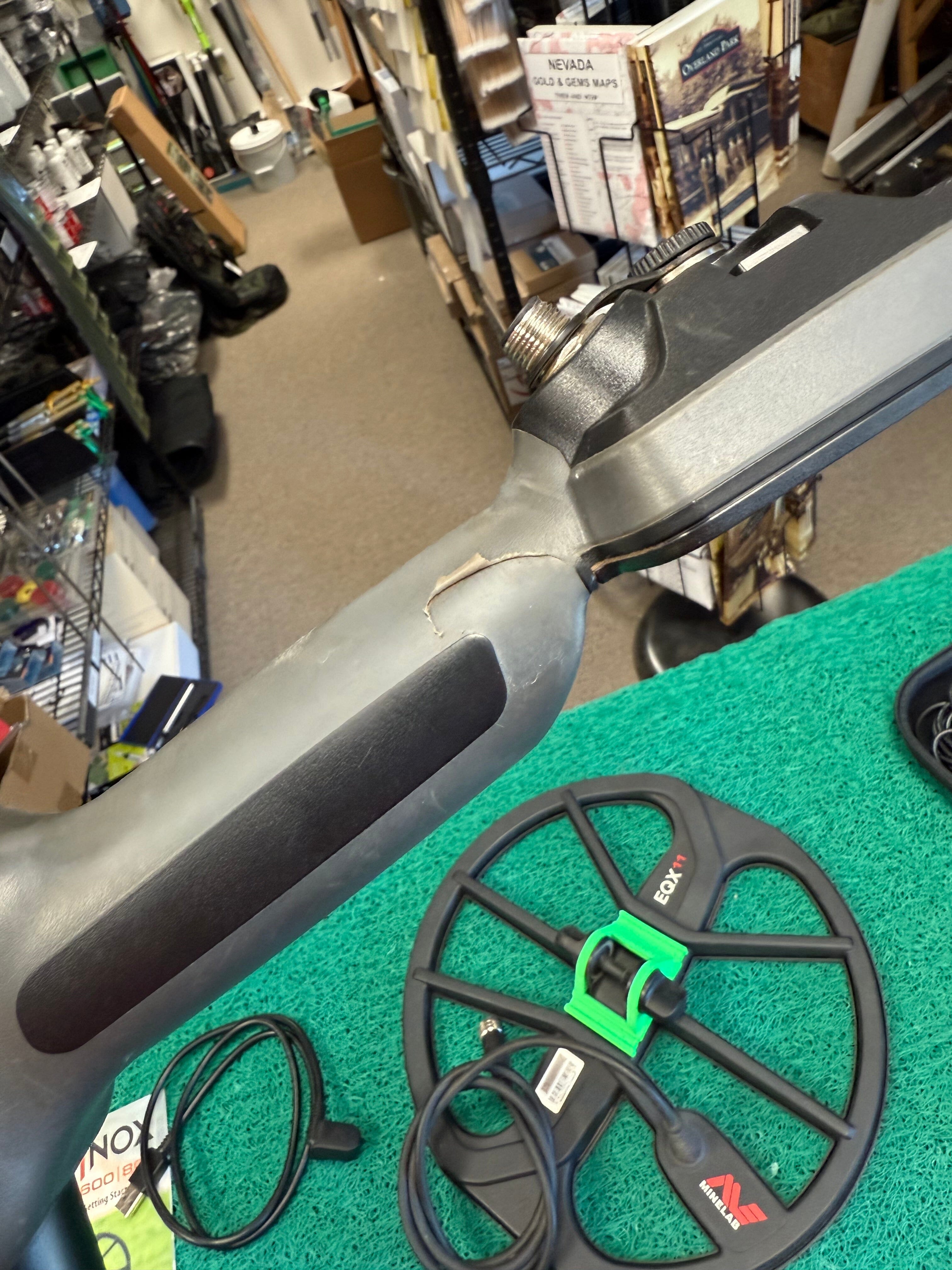 Used/Trade Minelab Equinox 800 Waterproof Metal Detector With Wireless Headphones