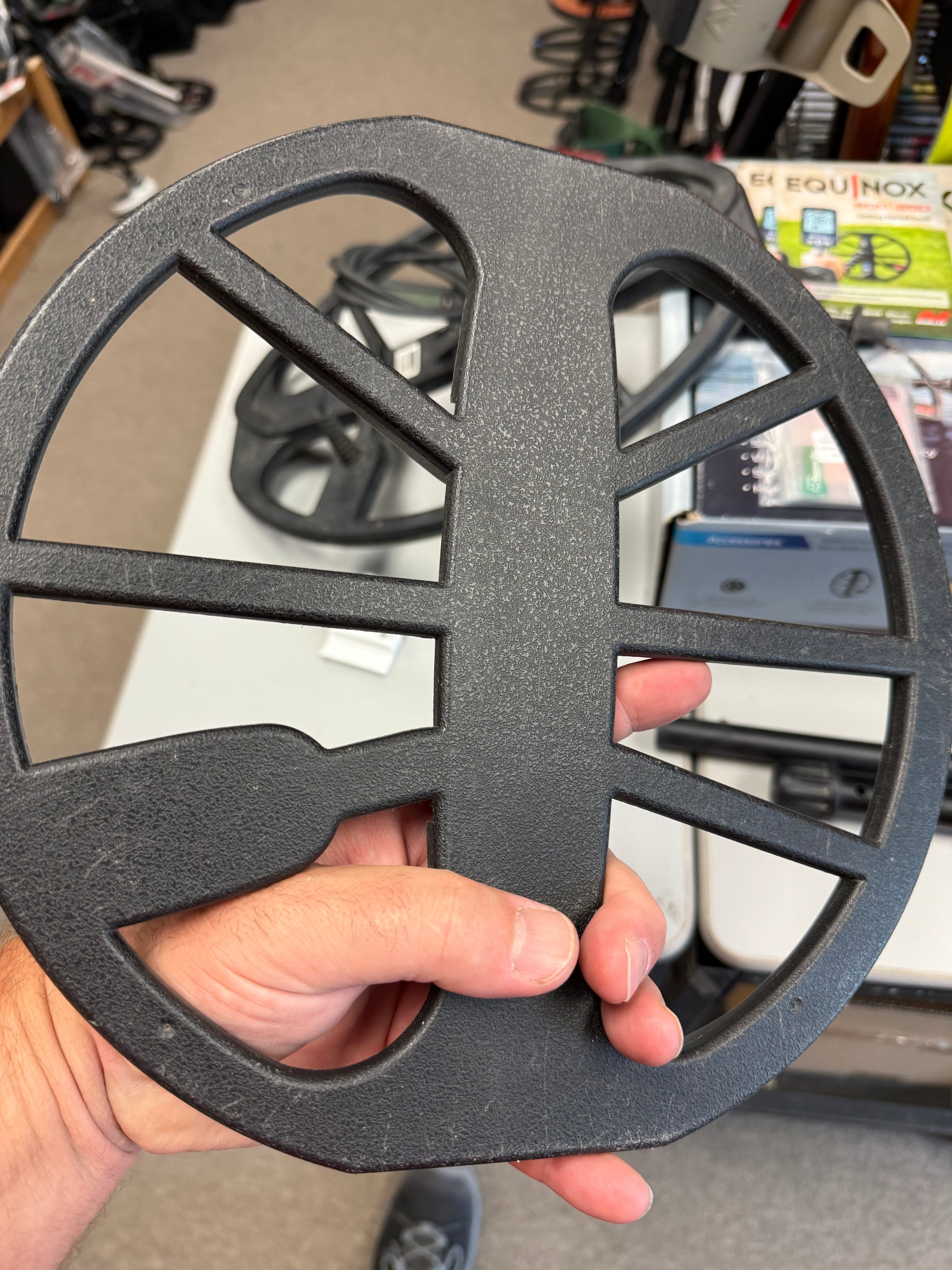 Used Minelab Equinox 800 Metal Detector – Includes 11" & 15" Coils (Repaired), No Warranty