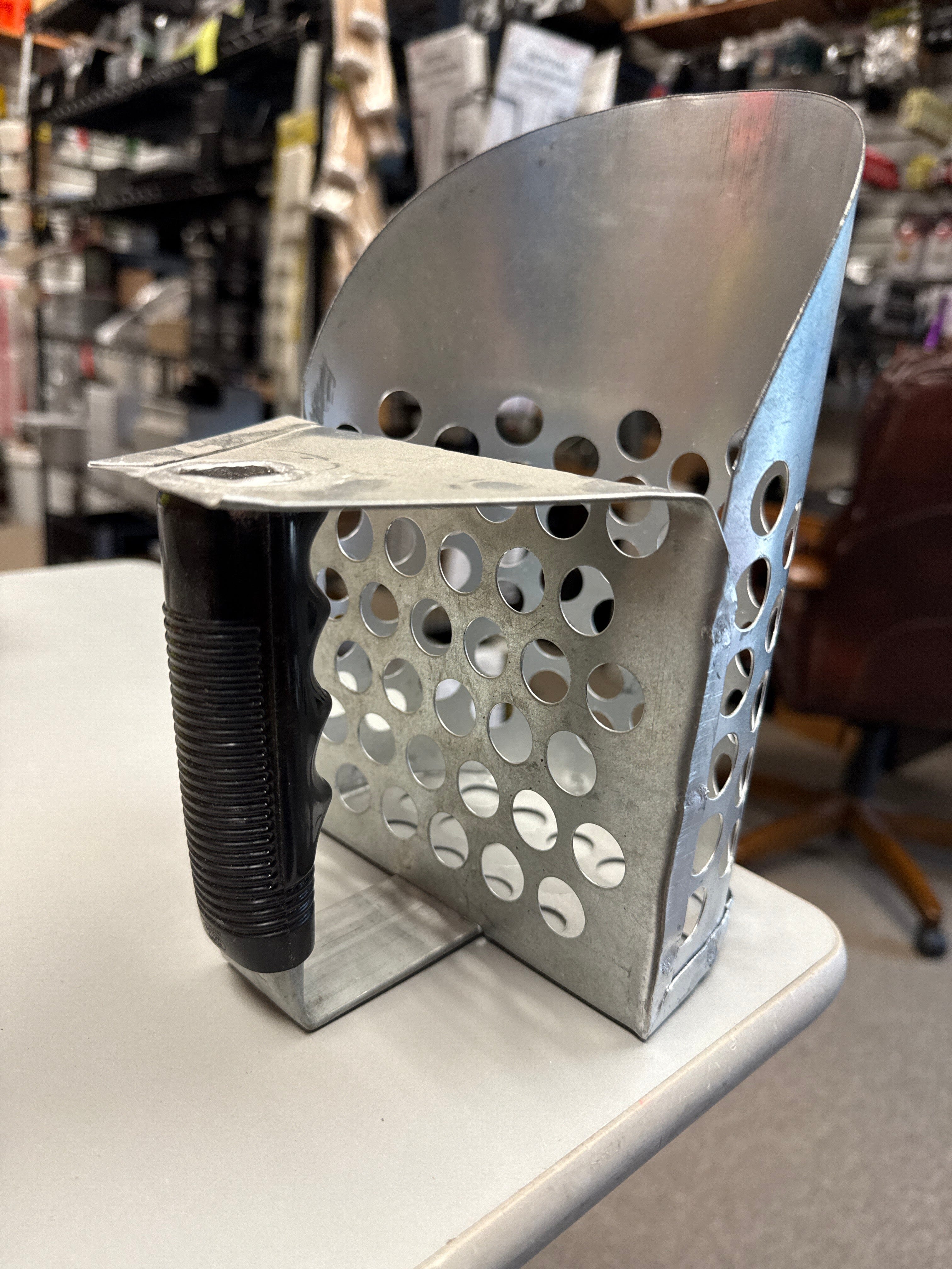 Lightweight Metal Sand Scoop – Generic (Used/Demo Units)