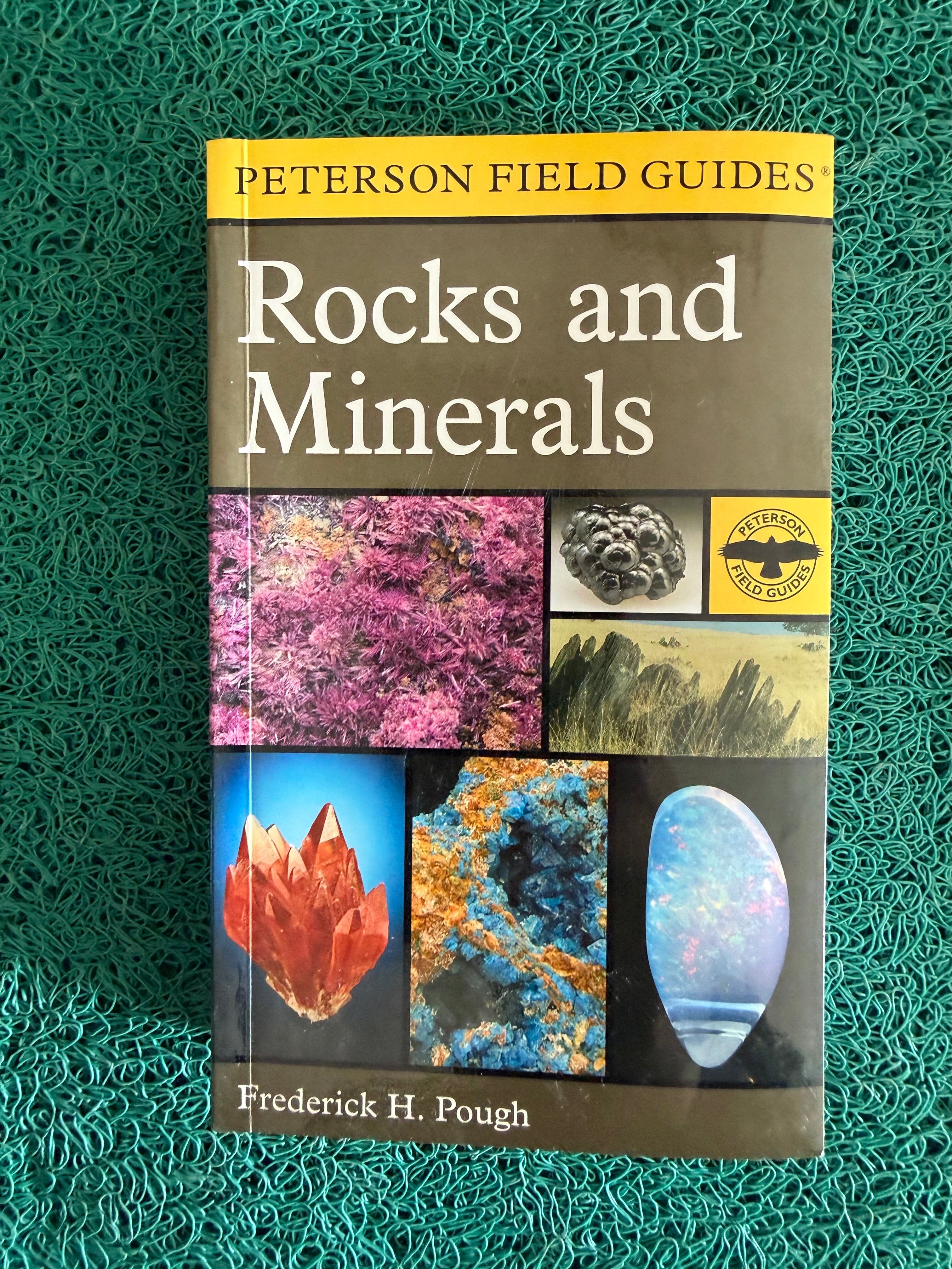 Peterson Field Guide to Rocks and Minerals