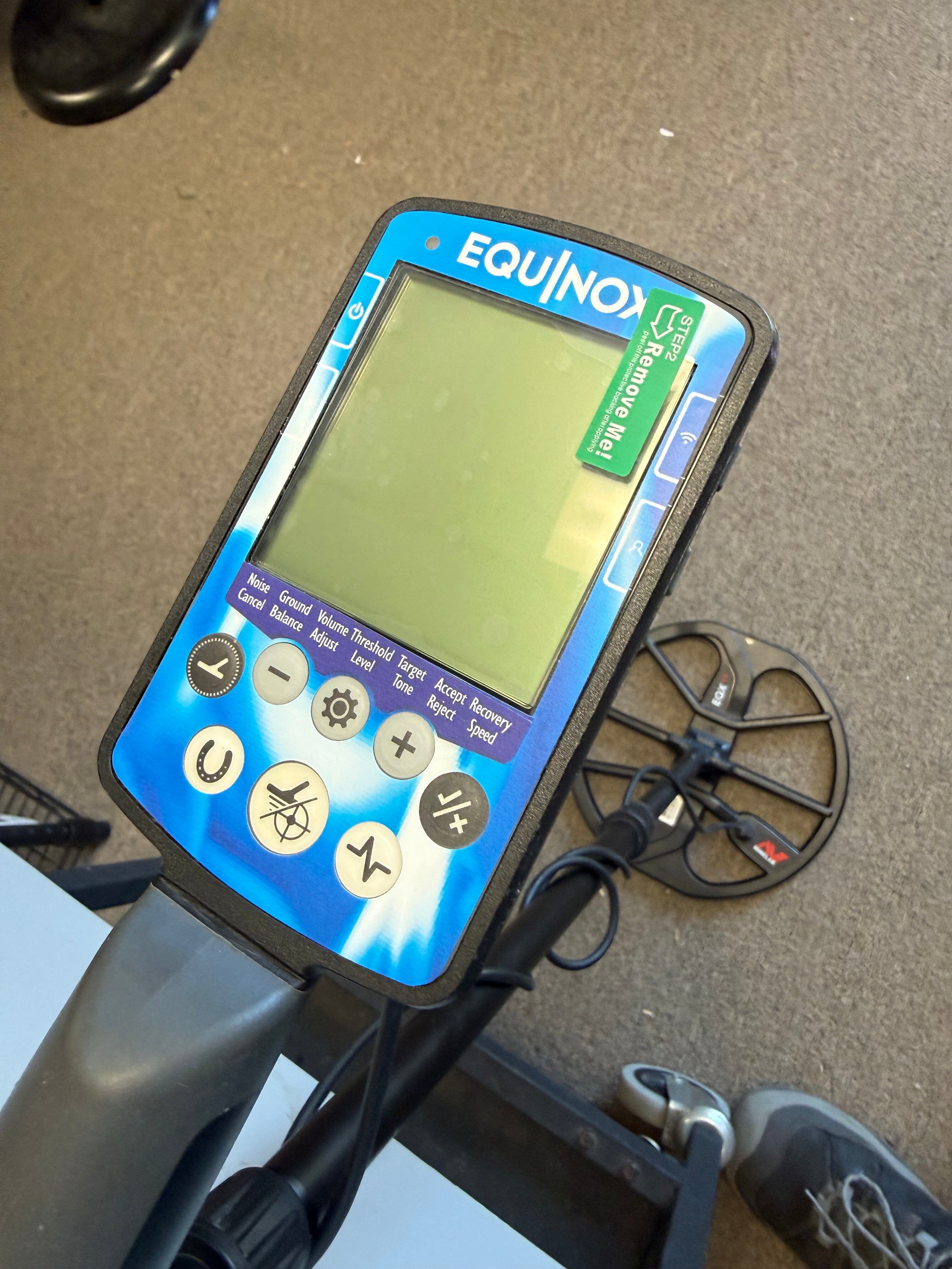 Used/Trade Minelab Equinox 800 Waterproof Metal Detector With Wireless Headphones