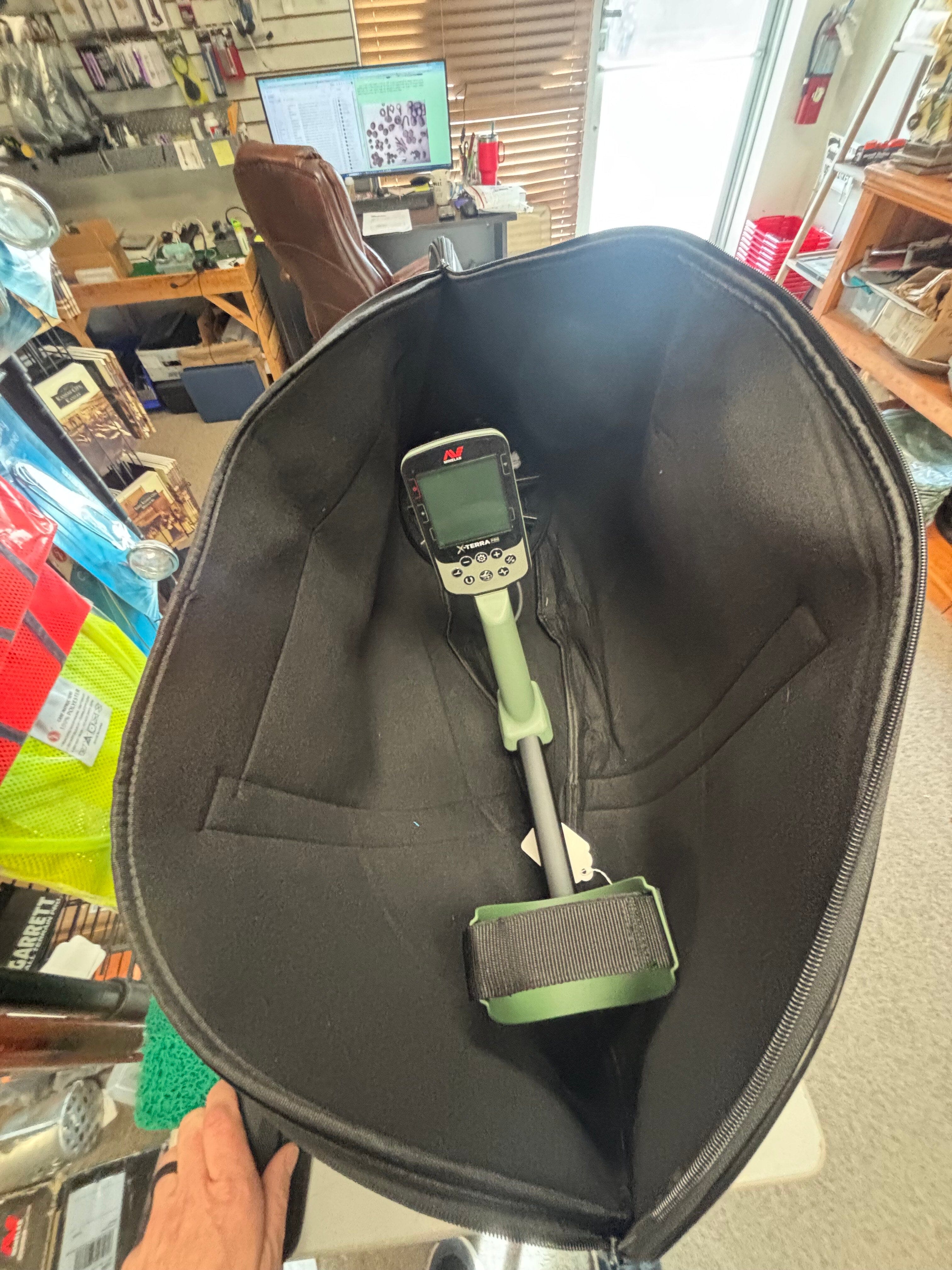 High Plains Short Padded Carry Bag for Collapsible Metal Detectors