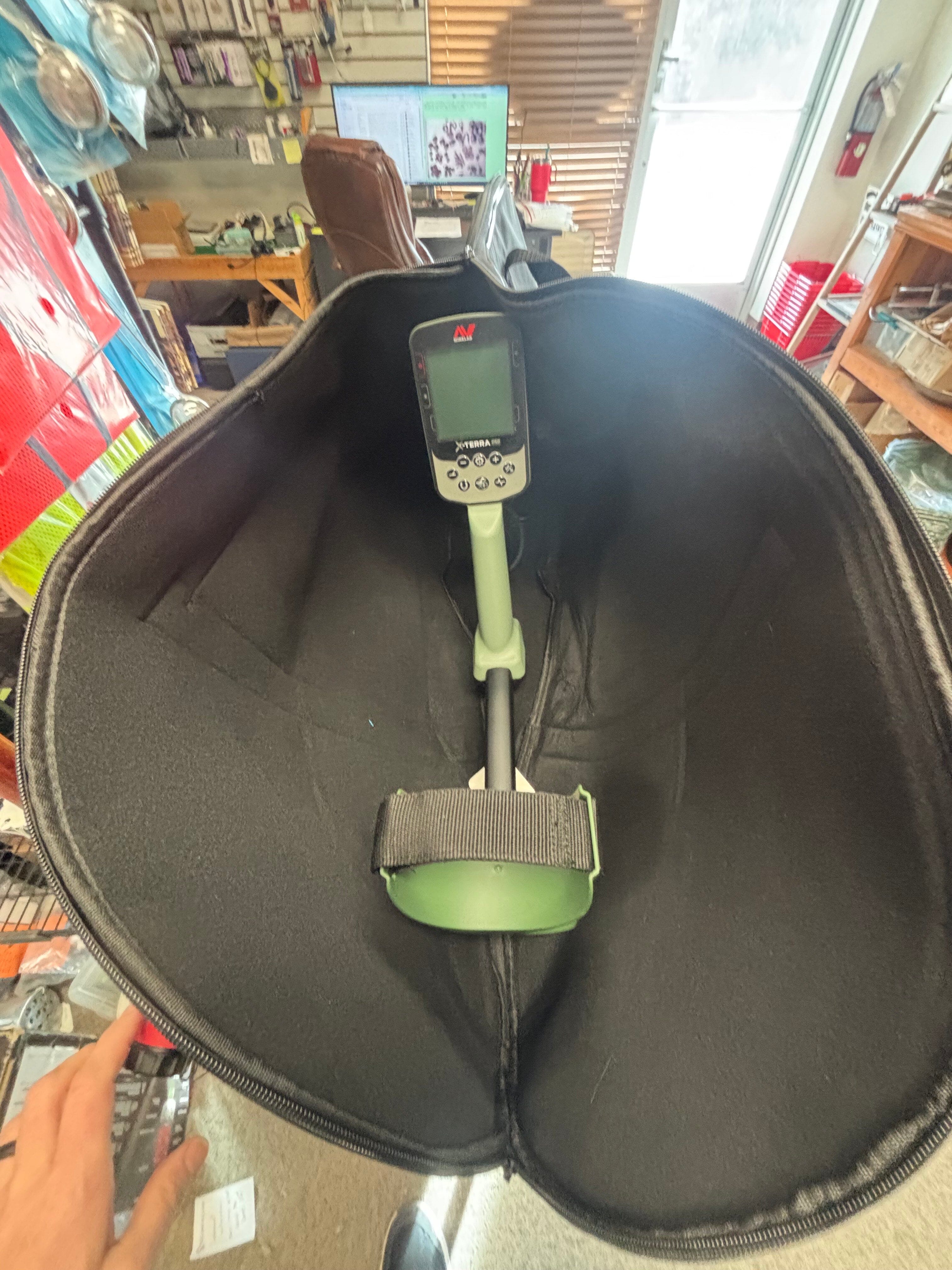 High Plains Short Padded Carry Bag for Collapsible Metal Detectors