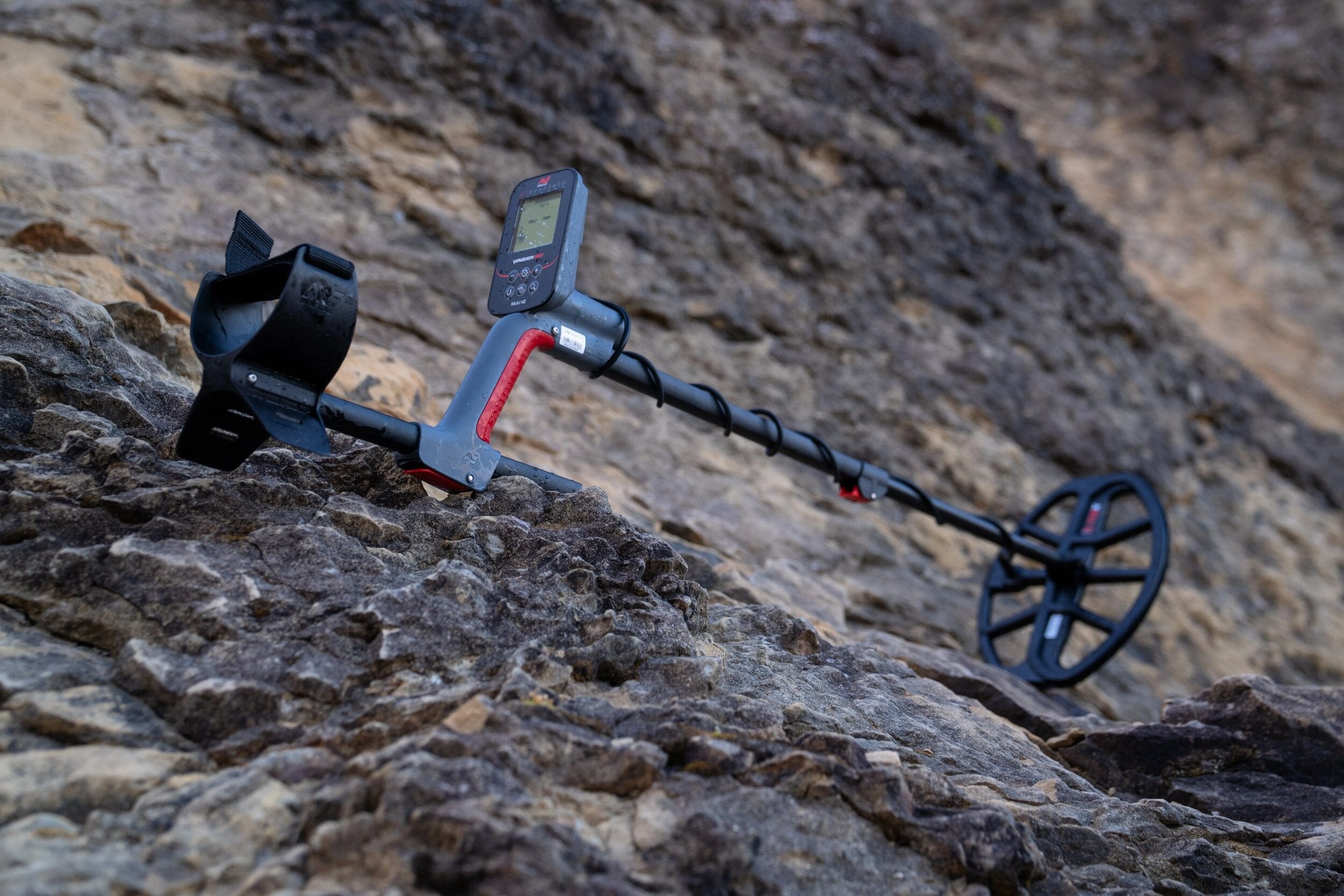 Minelab VANQUISH 460 Metal Detector - Waitlist