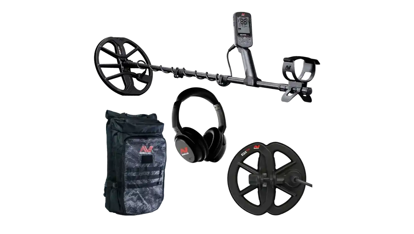 Minelab EQUINOX 900 Metal Detector + Backpack Bundle