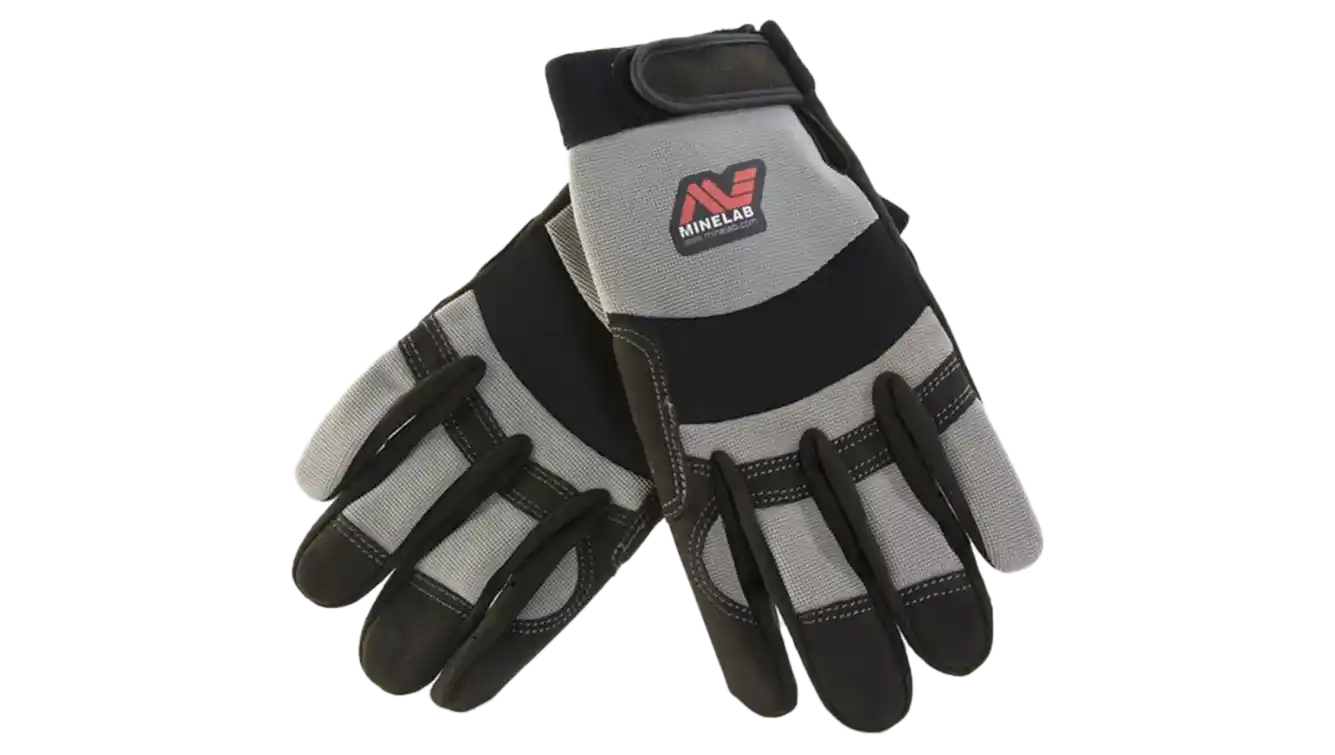 Minelab VANQUISH 460 + Adventure Pack Bundle