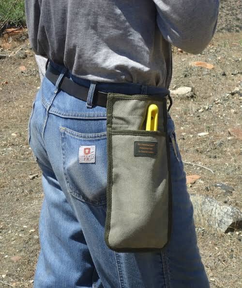 Doc's DEEP POCKET Treasure Scoop Pouch – never lose your scoop again