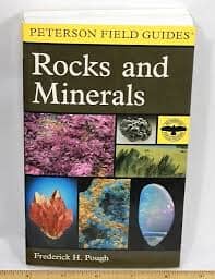 Petersons Field Guide To Rocks and Minerals