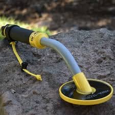 Treasure Products Vibra Tector 740 Waterproof Pinpointer Metal Detector