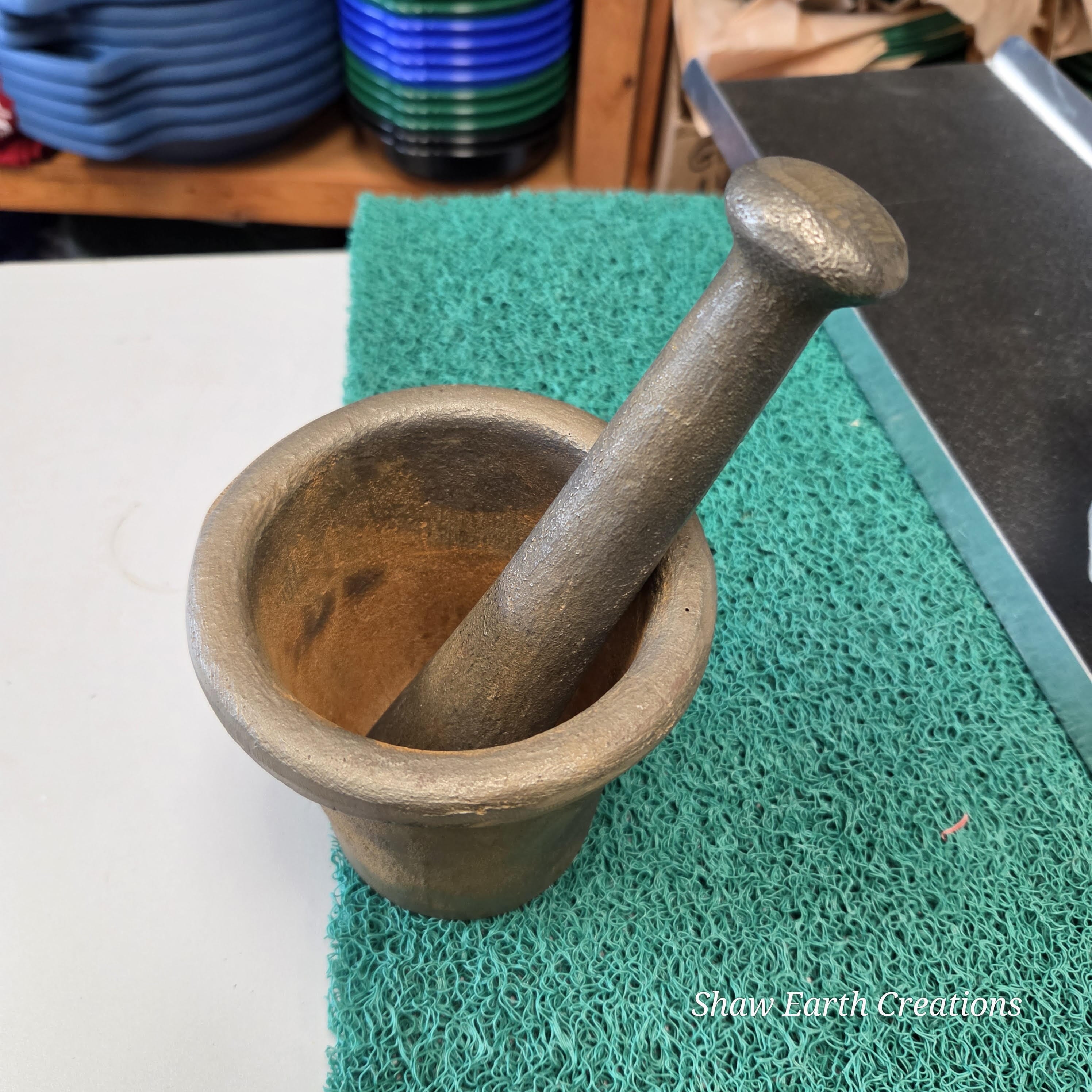 ***REDUCED PRICE, USED***  Heavy-Duty Cast Iron Mortar &amp; Pestle – 1 Pint Capacity (8 lb Total Weight)