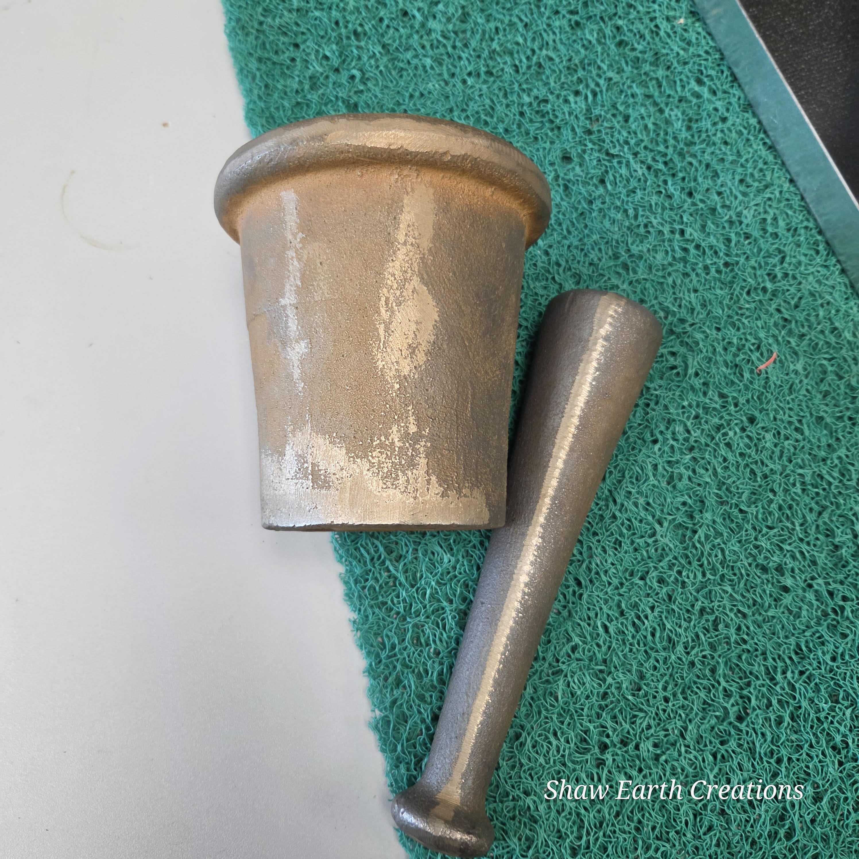 ***REDUCED PRICE, USED***  Heavy-Duty Cast Iron Mortar &amp; Pestle – 1 Pint Capacity (8 lb Total Weight)