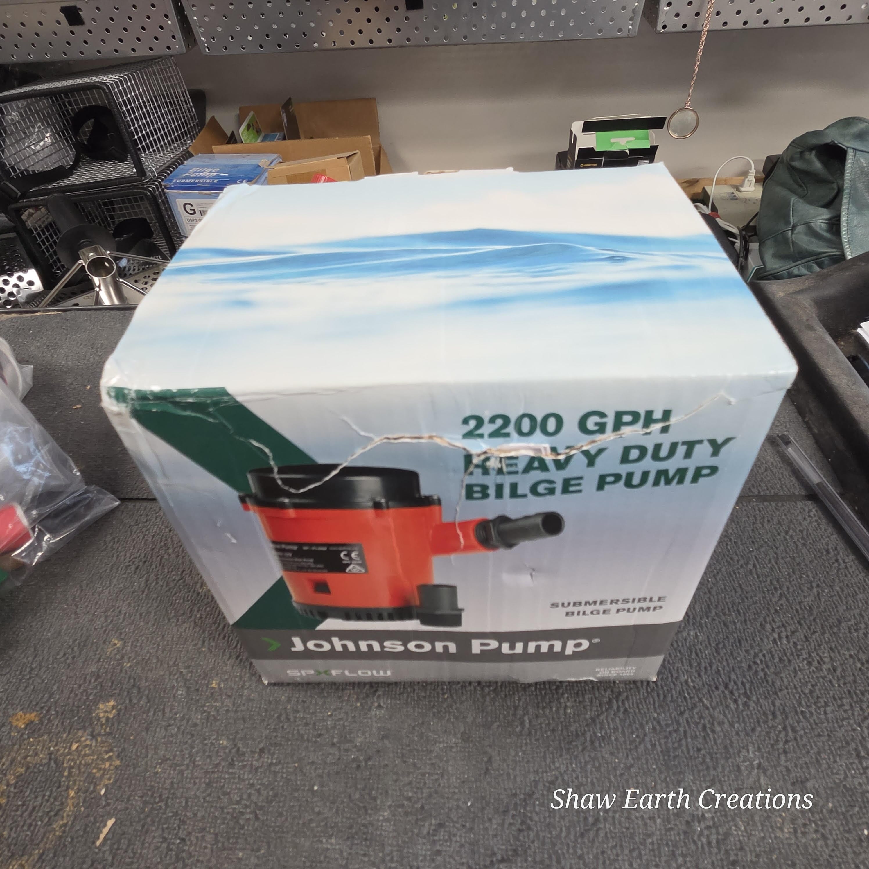 ***REDUCED PRICE, USED*** Johnson 2200 GPH 12 Volt PUMP